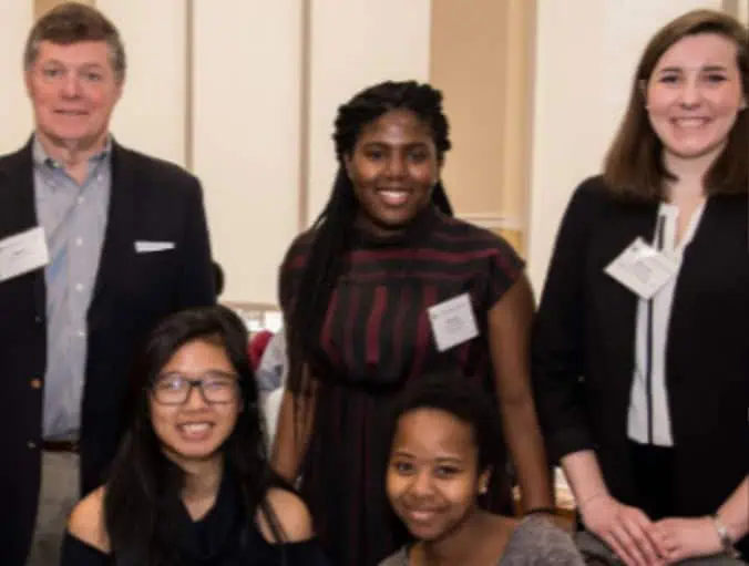 Knott Scholarship Funds - University - hub